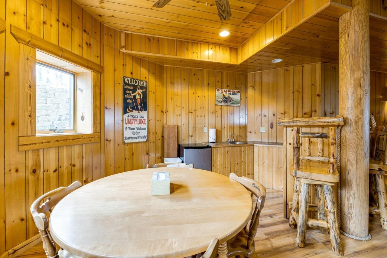 Liberty Lodge At Terry Peak Lead Eksteriør billede